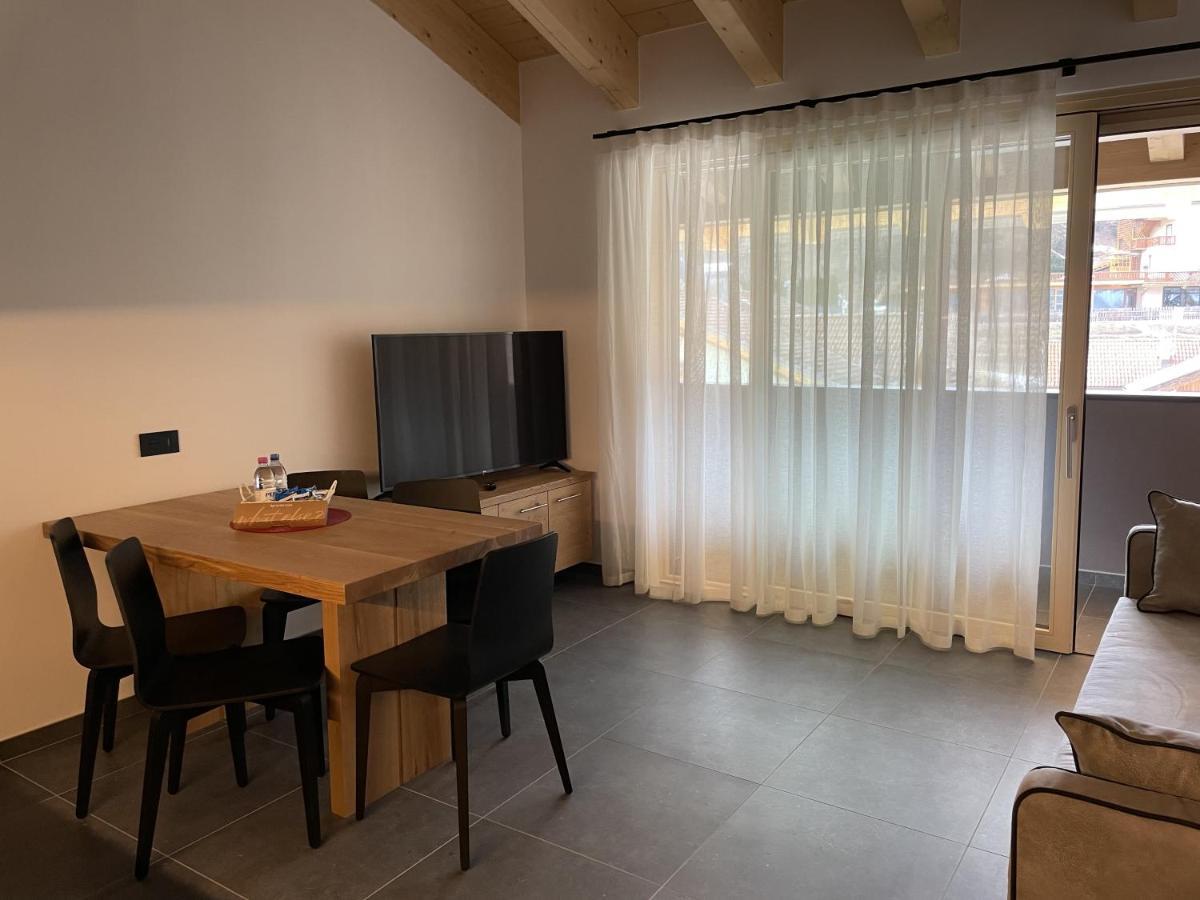 Dolomia Apartments & Spa Dimaro Buitenkant foto